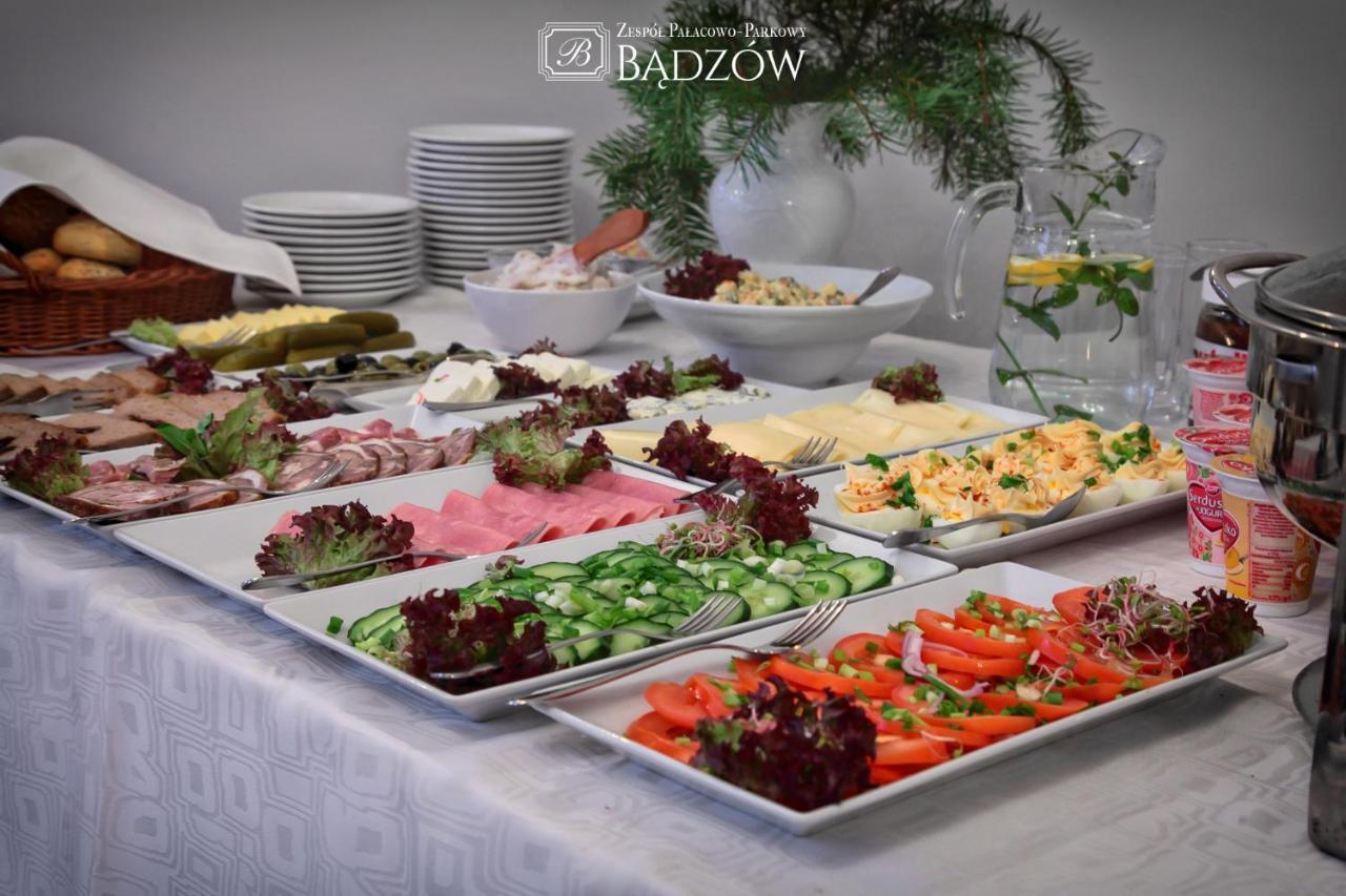 Zespol Palacowo-Parkowy Badzow Polkowice Exterior foto